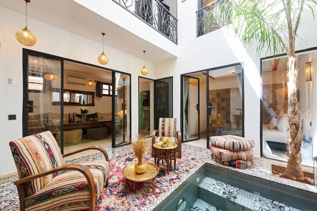Riad Miloud En Exclusivite 10 P Au Coeur De La Medina Marrakesh Exterior photo
