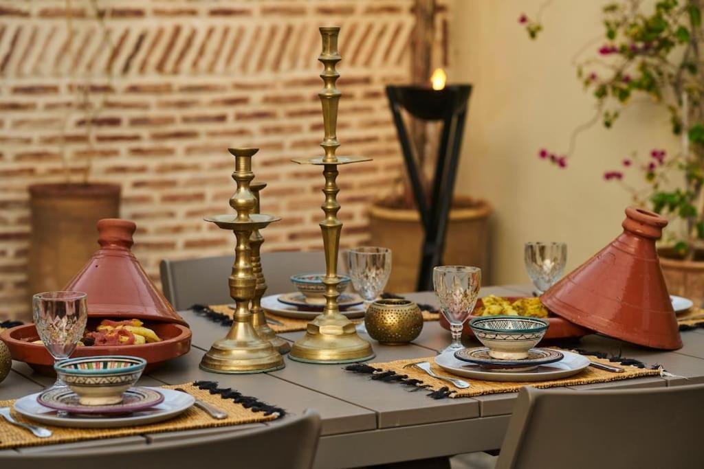 Riad Miloud En Exclusivite 10 P Au Coeur De La Medina Marrakesh Exterior photo